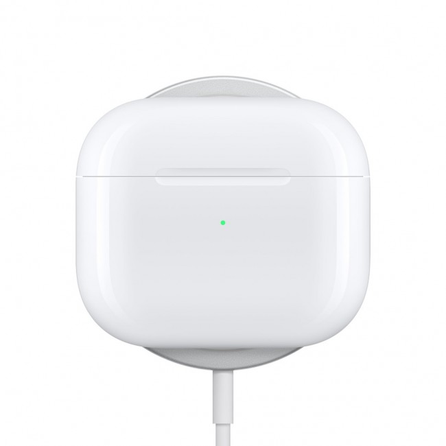 Apple AirPods (3rd generation) with MagSafe Charging Case Apple AirPods (3rd generation) with MagSafe Charging Case