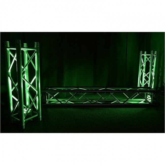 LIGHT4ME PENTA PAR 8x12W MKII RGBWA- RGB LED spotlight LIGHT4ME PENTA PAR 8x12W MKII RGBWA- RGB LED spotlight