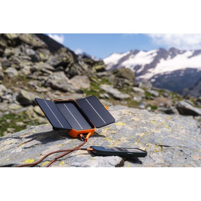 Xtorm XR203 power bank 10000 mAh Black, Orange Xtorm XR203 power bank 10000 mAh Black, Orange