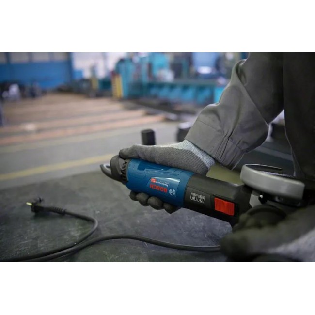 Bosch GWS 17-125 S angle grinder 12.5 cm 11500 RPM 1700 W 2.2 kg Bosch GWS 17-125 S angle grinder 12.5 cm 11500 RPM 1700 W 2.2 kg