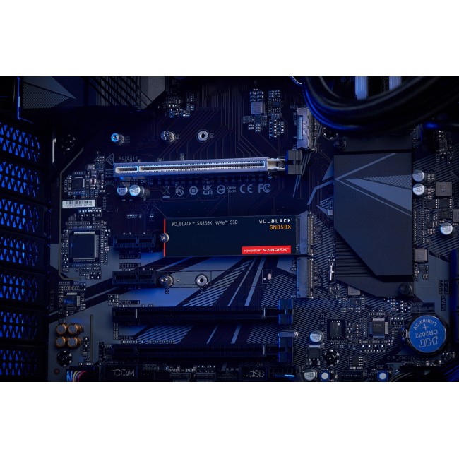 Western Digital Black WD_BLACK SN850X NVMe SSD POWERED BY SANDISK 1 TB