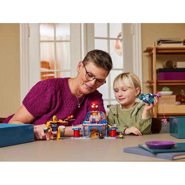 LEGO MARVEL 10794 Team Spidey Web Spinner Headquarters