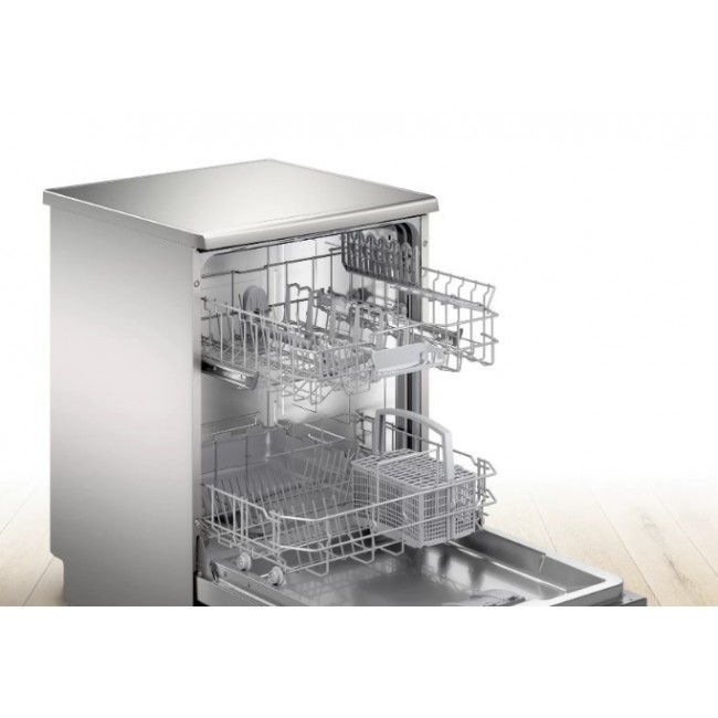 Bosch Serie 2 SMS2HTI60E dishwasher Freestanding 12 place settings E