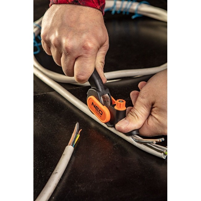 NEO tools 01-400 cable stripper