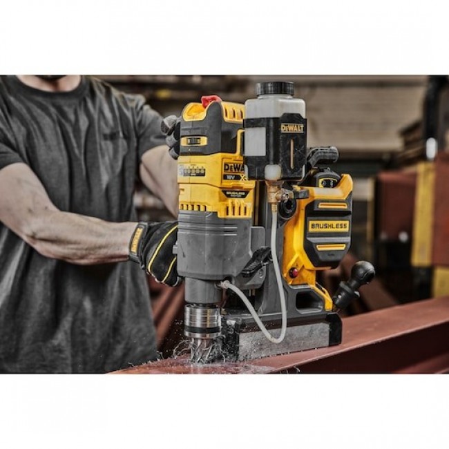 DeWALT DCD1623N-XJ drill Yellow DeWALT DCD1623N-XJ drill Yellow