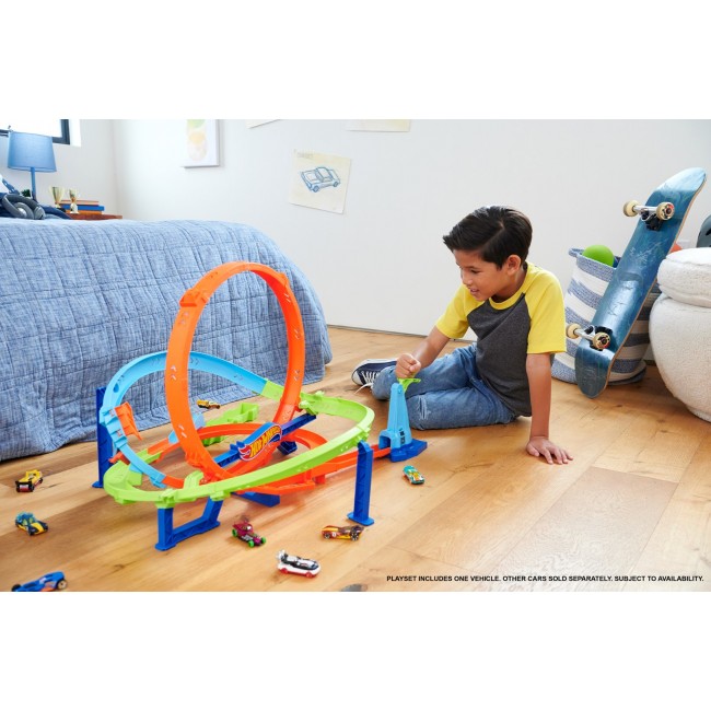 Hot Wheels Action Twisted Tornado Loop Cyclone Challenge Set HTK16 MATTEL