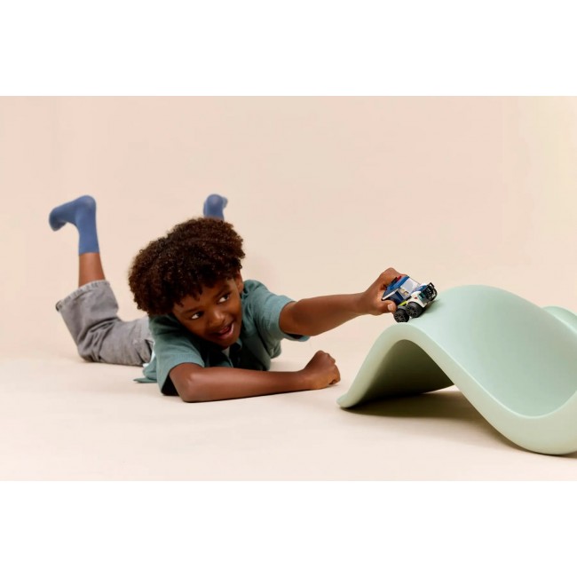 LEGO CITY 60481 Rides - Police Truck