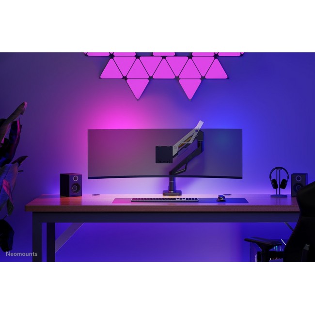 Neomounts DS70-256BL1 Gaming monitor arm 24-57 Neomounts DS70-256BL1 Gaming monitor arm 24-57