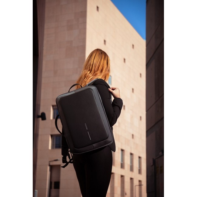 XD DESIGN ANTI-THEFT BACKPACK / BRIEFCASE BOBBY BIZZ 2.0 BLACK P/N: P705.921 XD DESIGN ANTI-THEFT BACKPACK / BRIEFCASE BOBBY BIZZ 2.0 BLACK P/N: P705.921