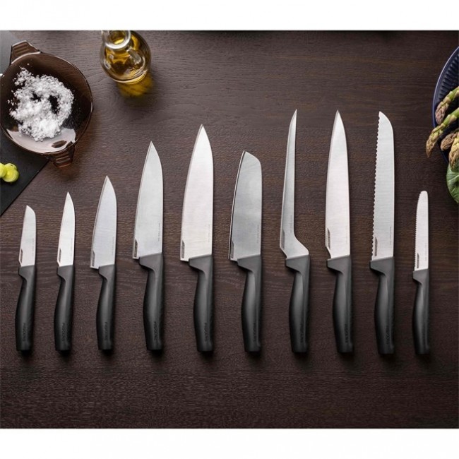 FISKARS CHEF'S KNIFE MEDIUM HARD EDGE