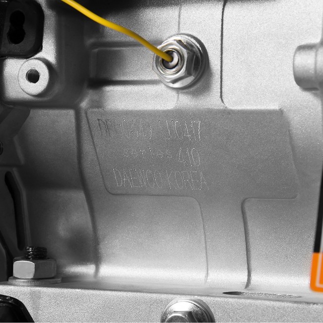 Daewoo GDA 6500 engine-generator 5000 W 30 L Petrol Orange, Black