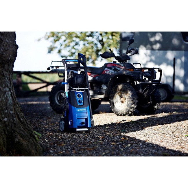 Nilfisk PREMIUM 180-10 EU GARDEN pressure washer Upright Electricity 610 l/h 2900 W Blue, Black