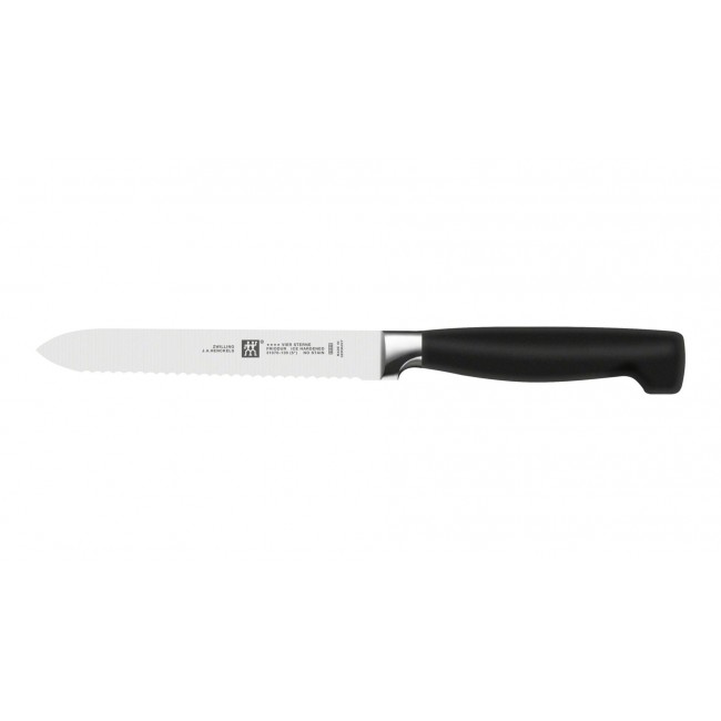 Set of 4 knives in a Zwilling Four Star block Set of 4 knives in a Zwilling Four Star block