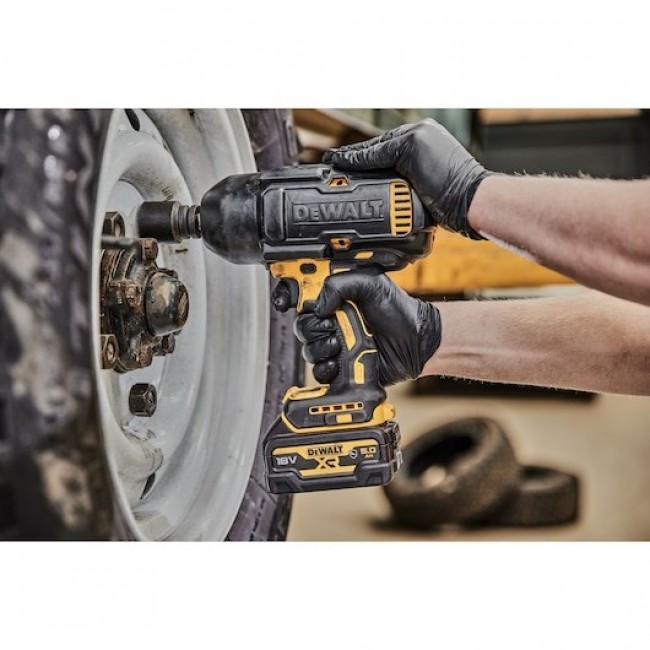 18V XR Impact Wrench 1/2 1355Nm 2x5AHGFN