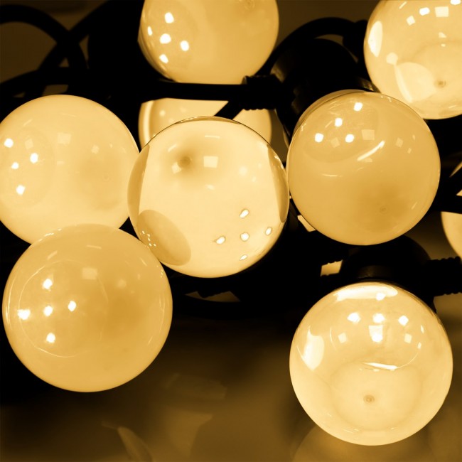 Rebel outdoor lights, warm white - balls (garland), 230V Rebel outdoor lights, warm white - balls (garland), 230V