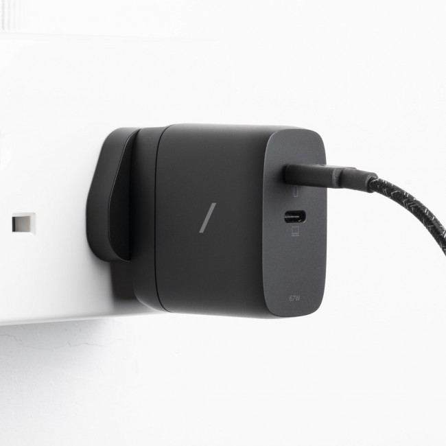 Native Union FAST-PD67-BLK-INT mobile device charger Laptop, Smartphone, Tablet Black AC Fast charging Indoor