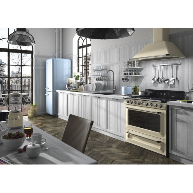 Smeg 50's Style Toaster TSF01PBEU Pastel Blue Smeg 50's Style Toaster TSF01PBEU Pastel Blue