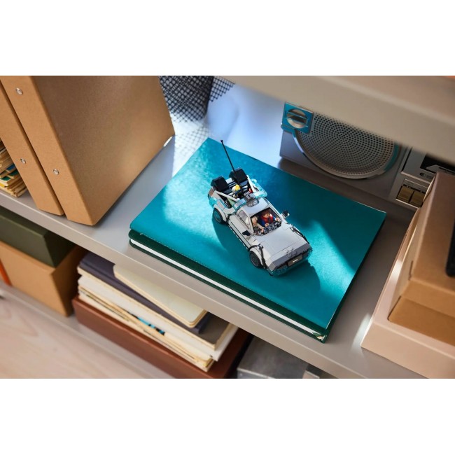 LEGO SPEED CHAMPIONS 77256 Time Machine from Back to the Future LEGO SPEED CHAMPIONS 77256 Time Machine from Back to the Future