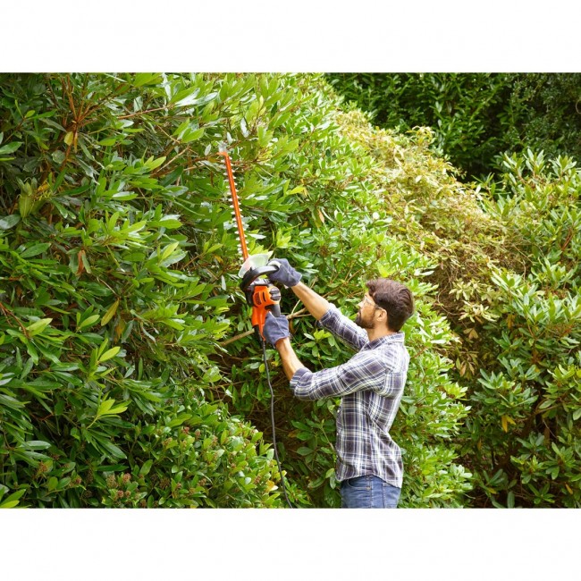 Black & Decker BEHTS401-QS power hedge trimmer Black & Decker BEHTS401-QS power hedge trimmer