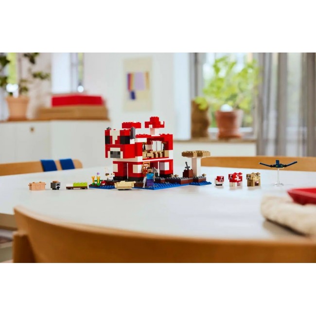 LEGO MINECRAFT 21270 The Mooshroom House LEGO MINECRAFT 21270 The Mooshroom House
