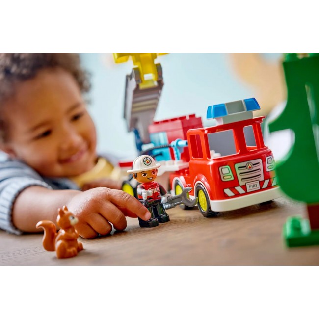 LEGO DUPLO 10473 Fire Truck with Hose and Firefighter