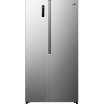 Gorenje Side by side kyl /fryssk p med MultiFlow Cooling f r j mn luftcirkulation i hela sk pet. NoFrost Plus eliminerar manuell avfrostning, medan SuperCool och FastFreeze hj lper till att uppr tth lla optimala f rh llanden f r nyinlagda dagligvaror.