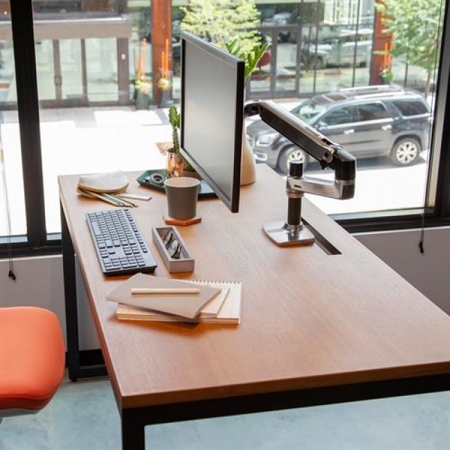 Ergotron LX Series Desk Mount LCD Arm 86.4 cm (34 Ergotron LX Series Desk Mount LCD Arm 86.4 cm (34