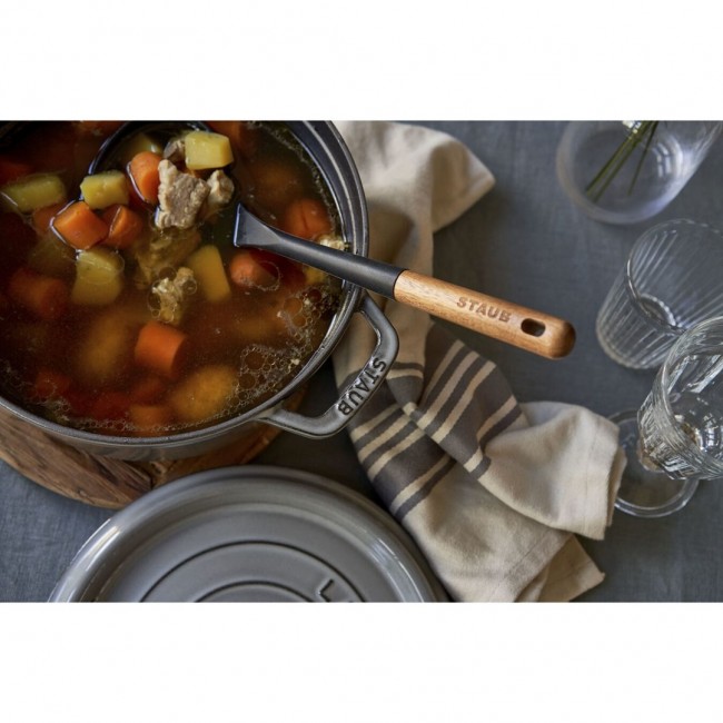 Staub Cocotte 3.8 L Round Cast iron Casserole baking dish