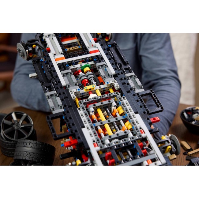 LEGO TECHNIC 42232 Koenigsegg Sadair's Spear Megacar