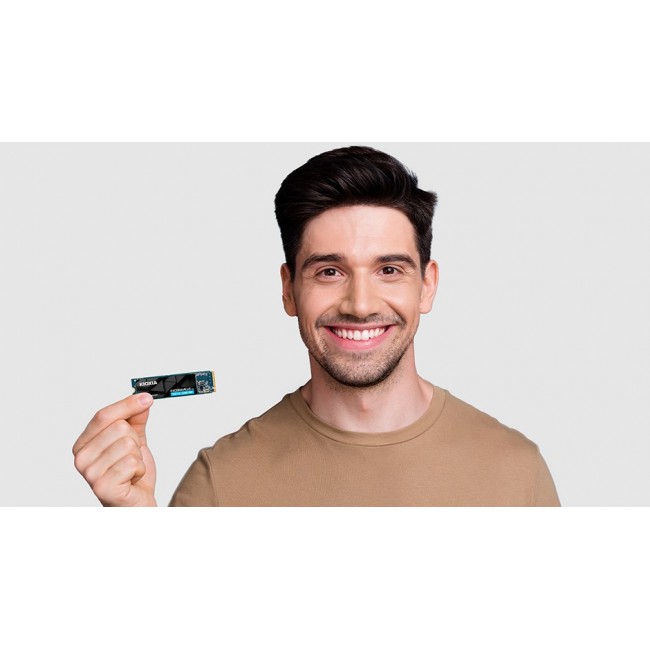 Kioxia LVD10Z002TG8 internal solid state drive 2 TB M.2 PCI Express 5.0 NVMe BiCS FLASH TLC Kioxia LVD10Z002TG8 internal solid state drive 2 TB M.2 PCI Express 5.0 NVMe BiCS FLASH TLC