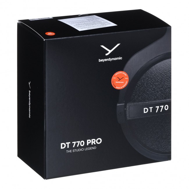 Beyerdynamic DT 770 PRO 32 - closed studio headphones
