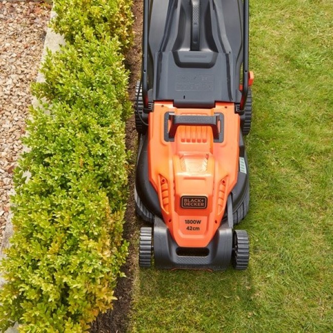 Black & Decker BEMW481ES Push lawn mower AC Orange
