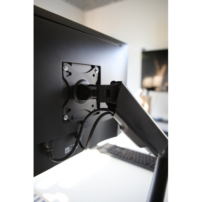 SAVIO UM-01 Desk Mount for Monitor 17 SAVIO UM-01 Desk Mount for Monitor 17