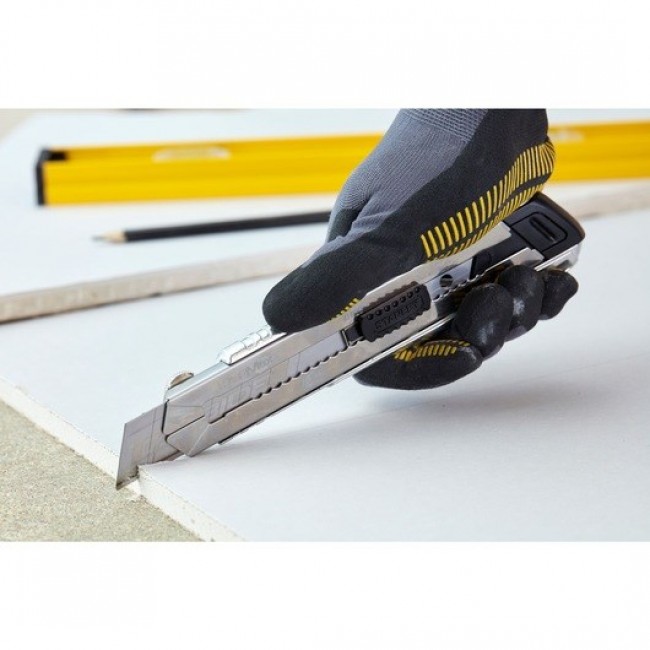 Stanley FATMAX PRO 25mm Snap-Off Knife Stanley FATMAX PRO 25mm Snap-Off Knife