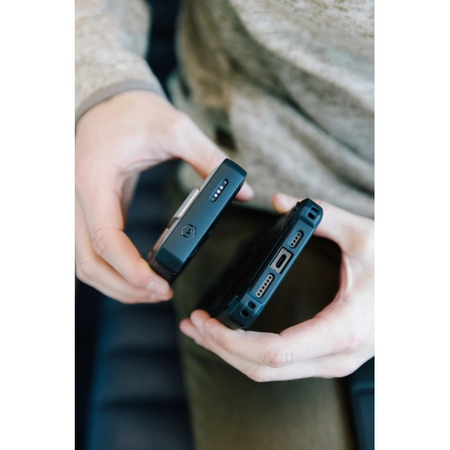 Urban Armor Gear 9B4411114036 power bank 10000 mAh Wireless charging Black, Titanium