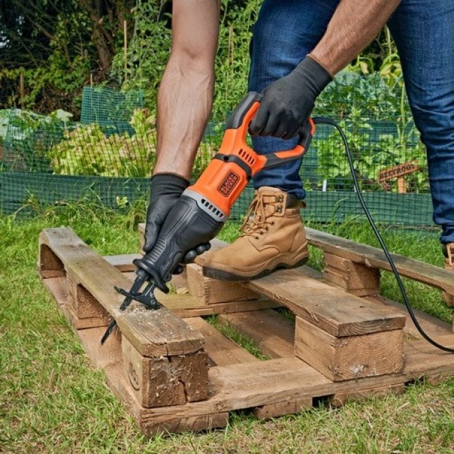 Black & Decker BES301 reciprocating saw 2800 spm 750 W Black, Orange Black & Decker BES301 reciprocating saw 2800 spm 750 W Black, Orange