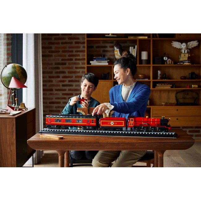 LEGO HARRY POTTER 76405 HOGWARTS EXPRESS - COLLECTORS' EDITION LEGO HARRY POTTER 76405 HOGWARTS EXPRESS - COLLECTORS' EDITION