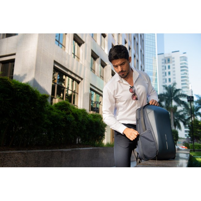 XD DESIGN BACKPACK BIZZ BACKPACK NAVY P/N: P705.935 XD DESIGN BACKPACK BIZZ BACKPACK NAVY P/N: P705.935