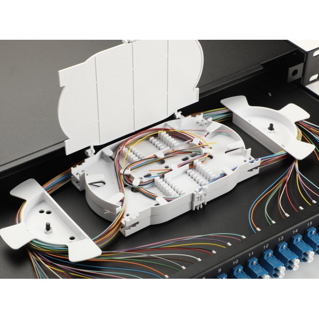 Equip 24-Port Fiber Optic Splice Box, LC Duplex, OS2, 1U, Equipped, Black