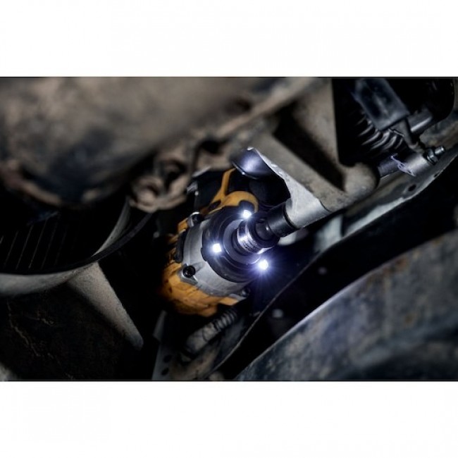 DeWALT DCF922P2T-QW power wrench 2500 RPM 610 N m DeWALT DCF922P2T-QW power wrench 2500 RPM 610 N m