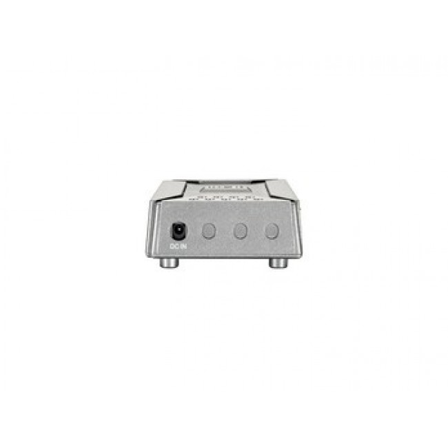 LevelOne 8-Port Fast Ethernet Switch