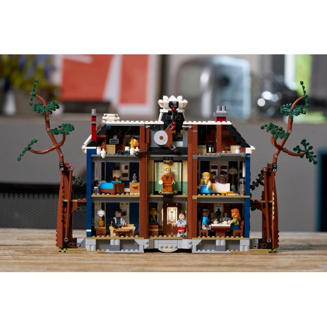 LEGO ICONS 11370 Stranger Things: The Creel House