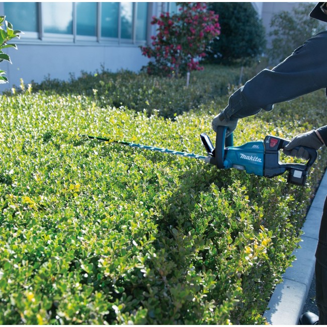 Makita DUH751Z power hedge trimmer 4.5 kg