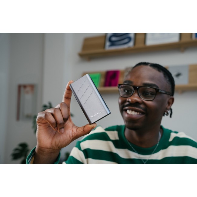 Verbatim TurboMetal SSD USB4 2TB USB Type-C USB4 Gen 2x2 Silver Verbatim TurboMetal SSD USB4 2TB USB Type-C USB4 Gen 2x2 Silver