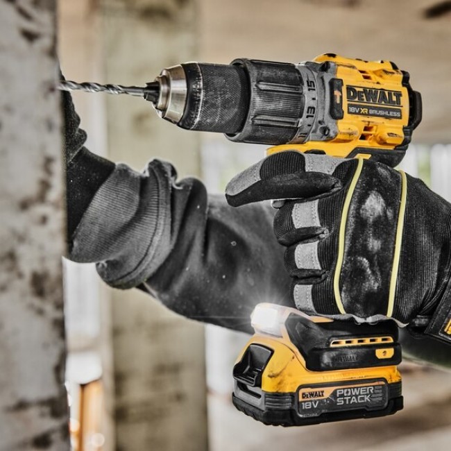 DeWALT DCD805E2T-QW drill 2000 RPM 1.34 kg DeWALT DCD805E2T-QW drill 2000 RPM 1.34 kg