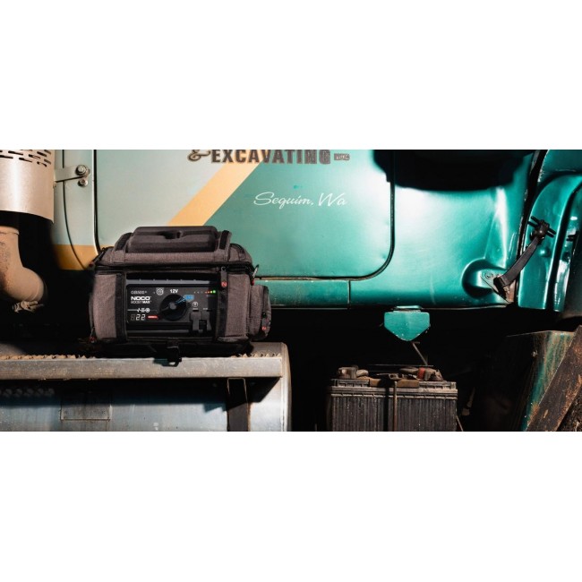 GB500 Boost Max 12V/24V 6250A Jump Starter GB500 Boost Max 12V/24V 6250A Jump Starter