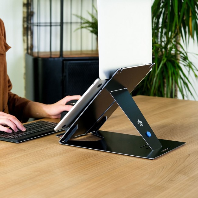 R-Go Tools Tablet and laptop stand R-Go Riser Duo, suitable for 10-22 inch screen, black R-Go Tools Tablet and laptop stand R-Go Riser Duo, suitable for 10-22 inch screen, black