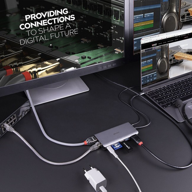 Lindy DST-Mini XT, USB-C Laptop Mini Docking Station with Single Display (4K) or Dual Display (Full HD) and 100W Pass-Through Charging Lindy DST-Mini XT, USB-C Laptop Mini Docking Station with Single Display (4K) or Dual Display (Full HD) and 100W Pass-Through Charging