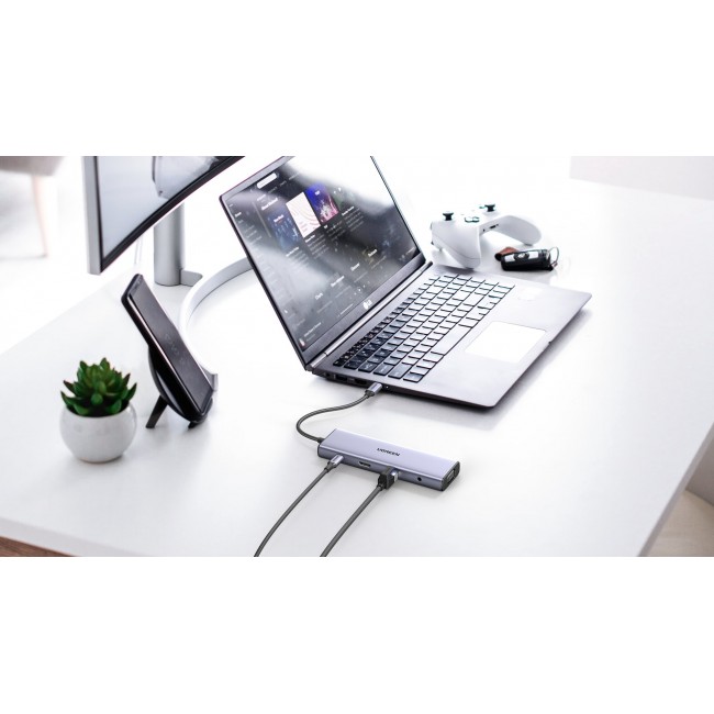 Ugreen Revodok 10-in-1 USB-C Hub