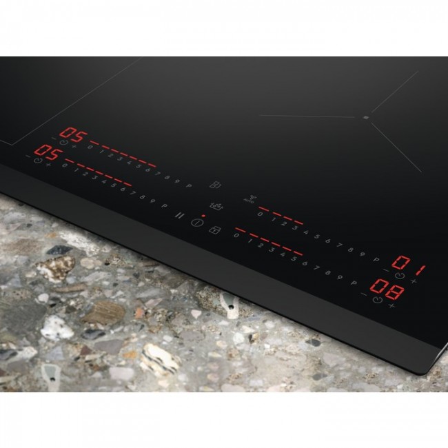 Electrolux Serie 700 EIS62453IZ Black Built-in 60 cm Zone induction hob 4 zone(s) Electrolux Serie 700 EIS62453IZ Black Built-in 60 cm Zone induction hob 4 zone(s)